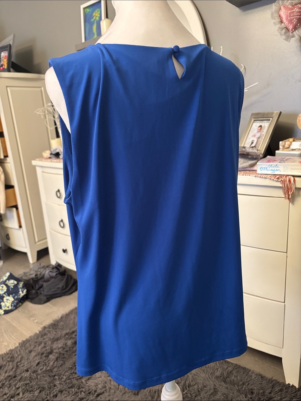Ivanka Trump Royal Blue Sleeveless Keyhole Camisole - Picture 3 of 5